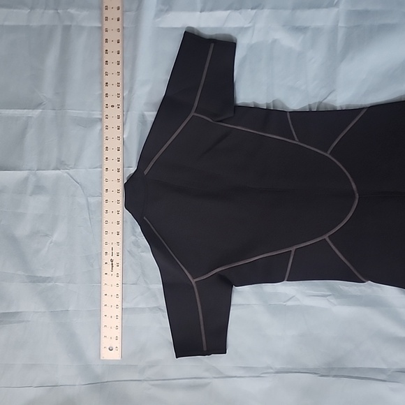 Seaskin Wetsuit small mens - Picture 6 of 8